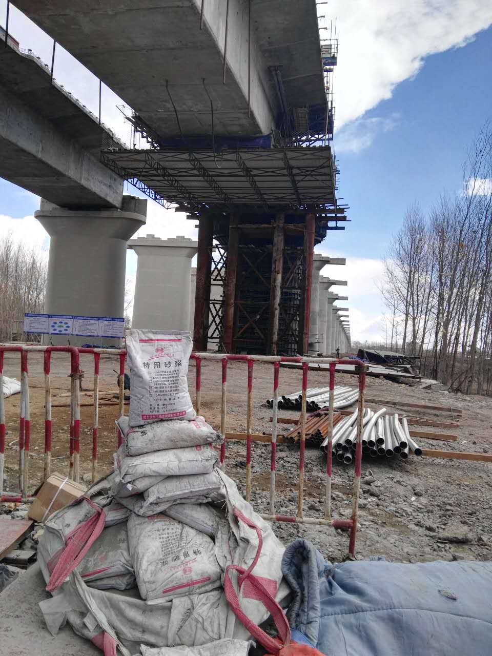 选择桥梁支座型号的原则——磐云支座灌浆料为您讲述