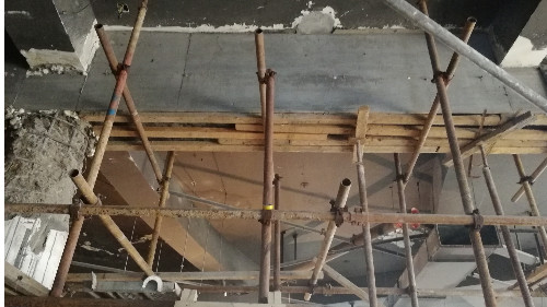 哈尔滨松北消防服务中心，应用我公司高强无收缩灌浆料，进行梁加固工程